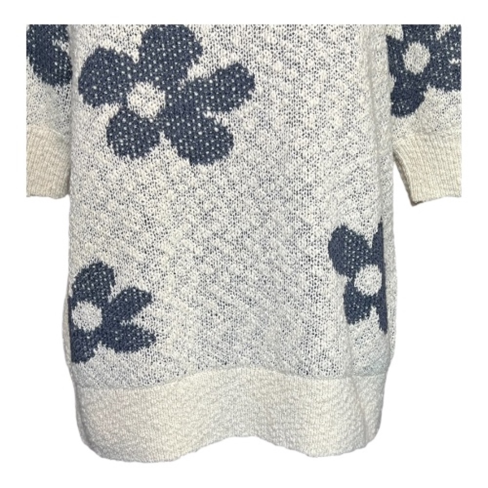 EUC Sonoma cream puff-sleeve sweater with blue flowers | sz L - Picture 3 of 8